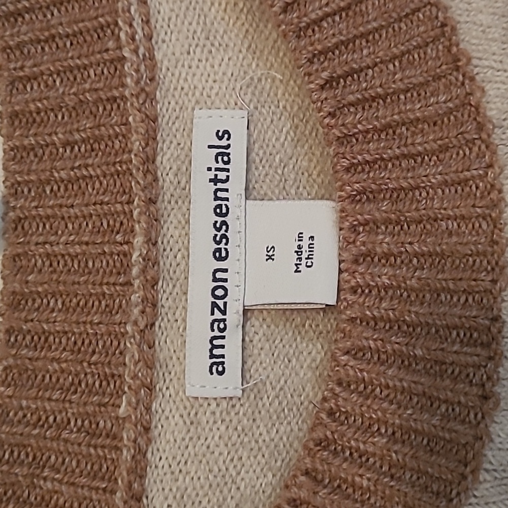 🆕️Amazon Essentials Sweater - Picture 3 of 7